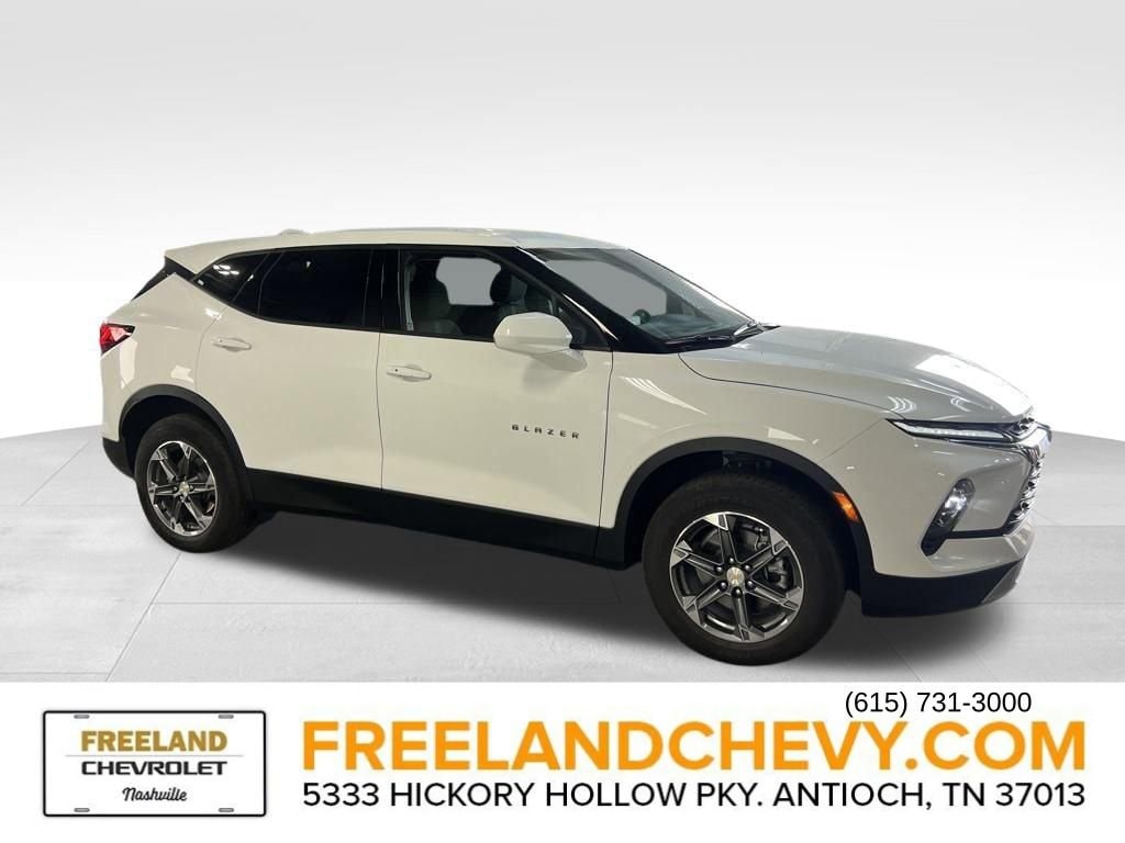 2025 Chevrolet Blazer 2LT's photo