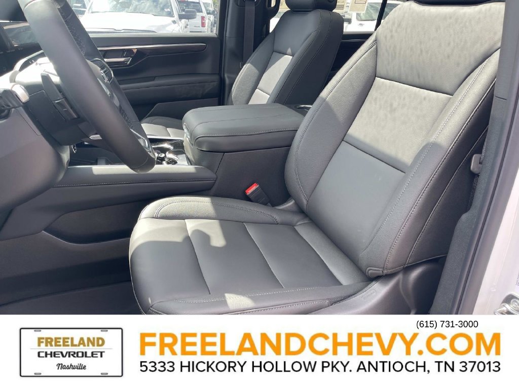 2026 Chevrolet Suburban Z71 - Photo 22