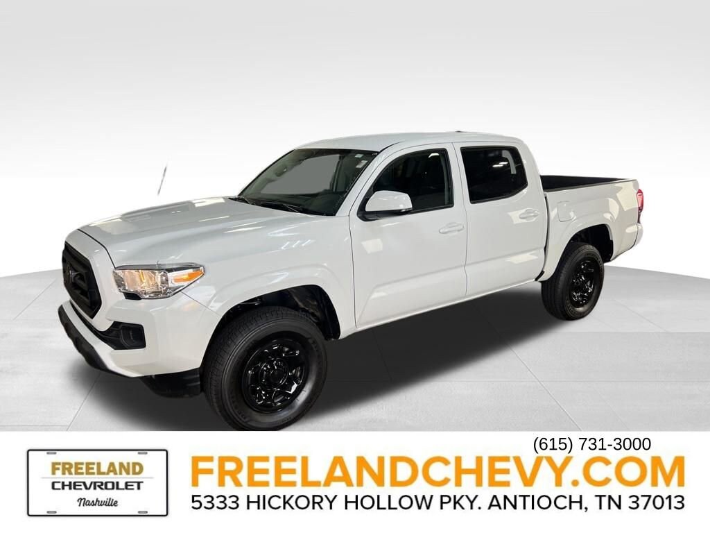 2023 Toyota Tacoma 4x4 SR photo 3