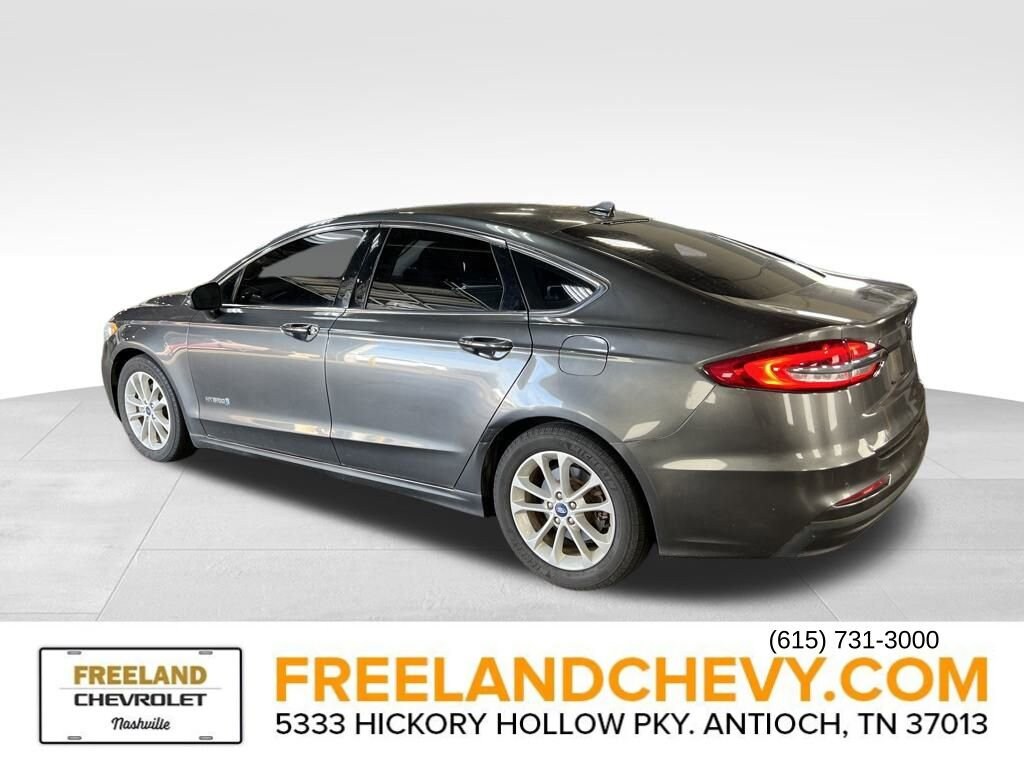 2019 Ford Fusion Hybrid SEL photo 4