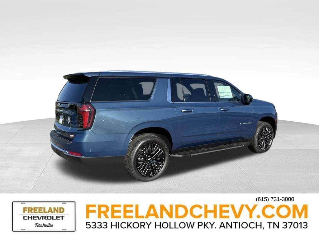 2025 Chevrolet Suburban LS - Photo 6