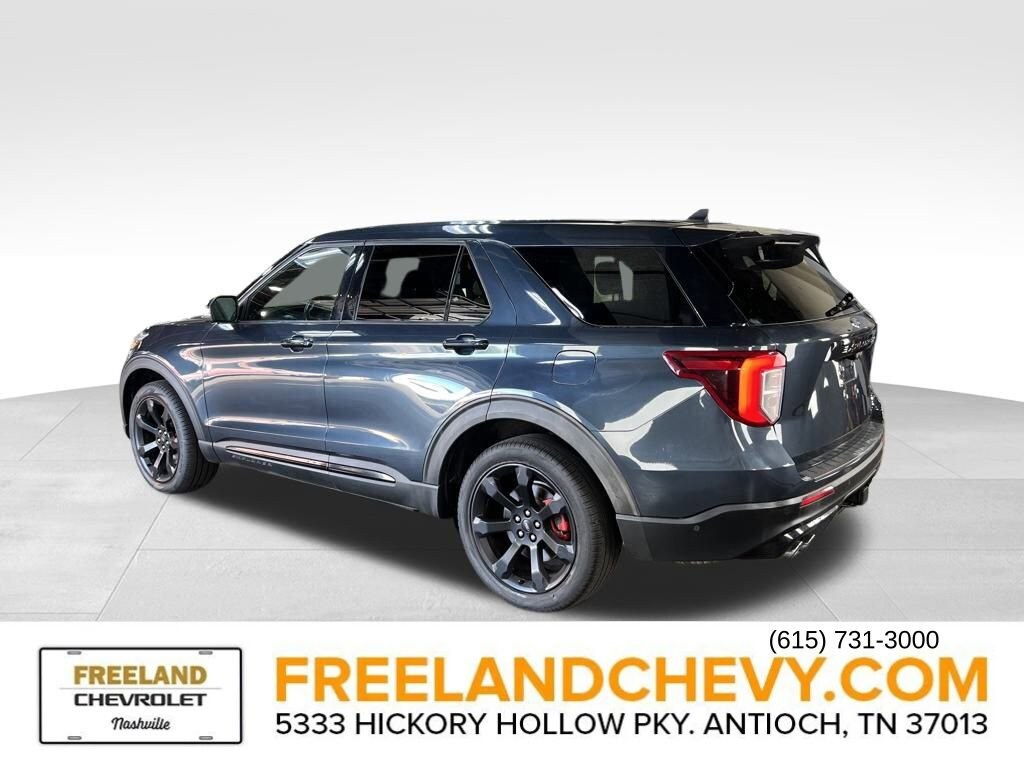 2022 Ford Explorer ST photo 2