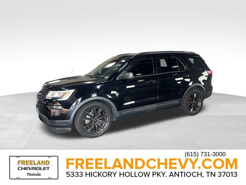 2018 Ford Explorer XLT photo 3