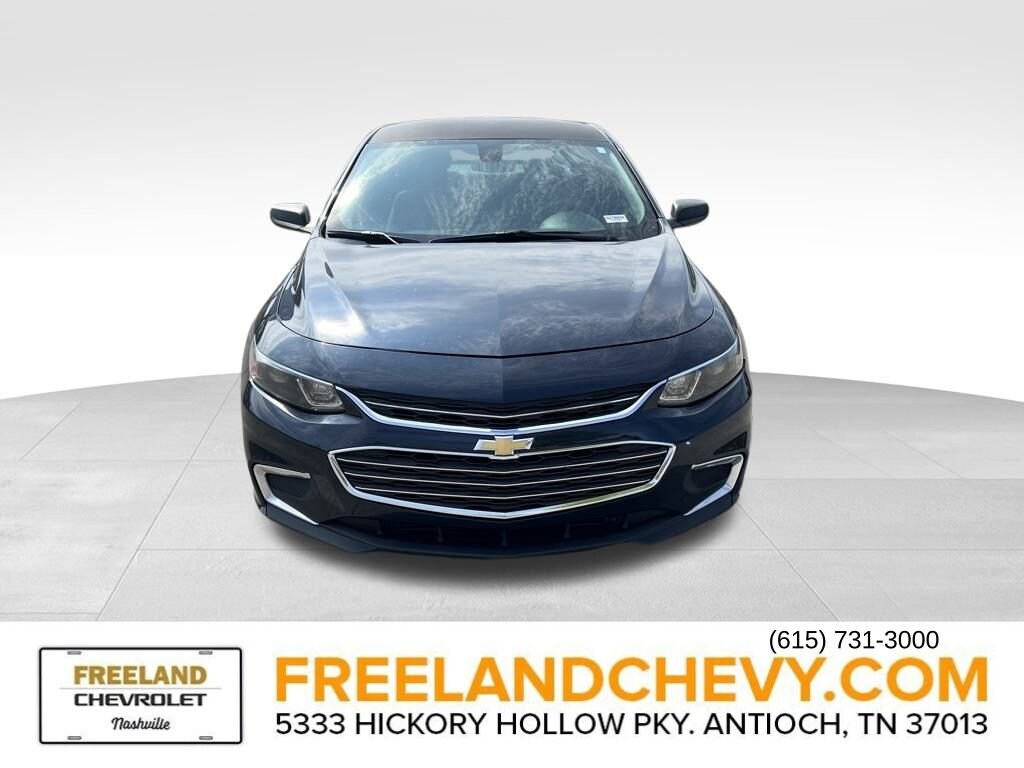 2017 Chevrolet Malibu LS photo 2