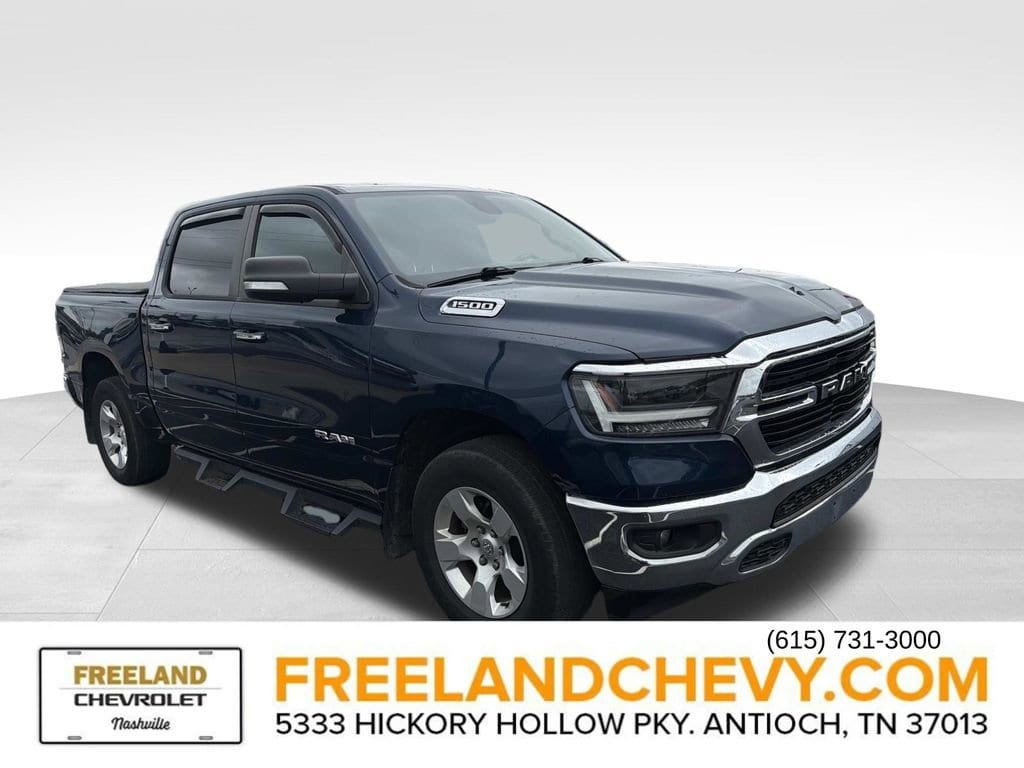 2020 RAM 1500 Big Horn/Lone Star 4x4 Crew Cab 5'7's photo