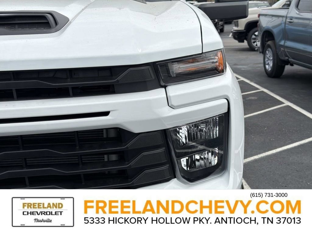 2026 Chevrolet Silverado 2500 HD Custom - Photo 8