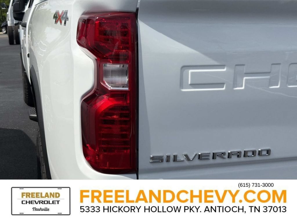 2026 Chevrolet Silverado 2500 HD Custom - Photo 9