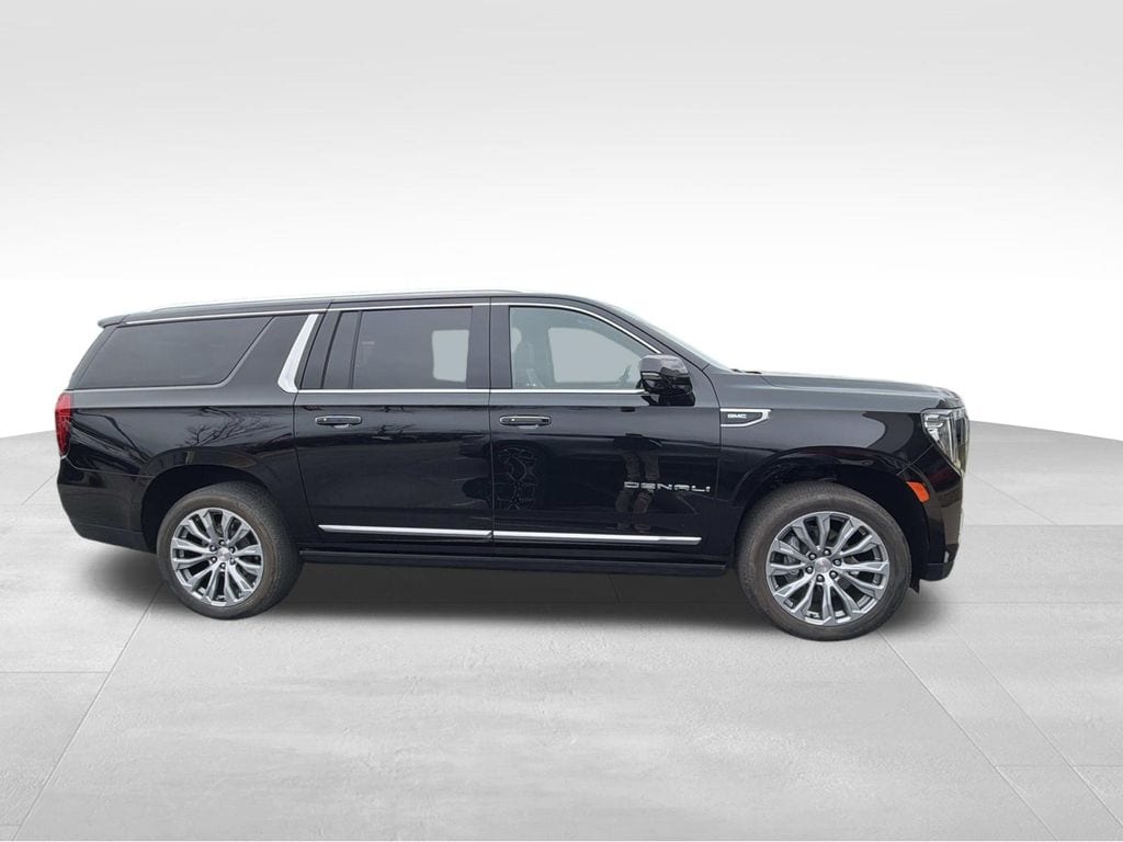 Used 2021 GMC Yukon XL Denali SUV