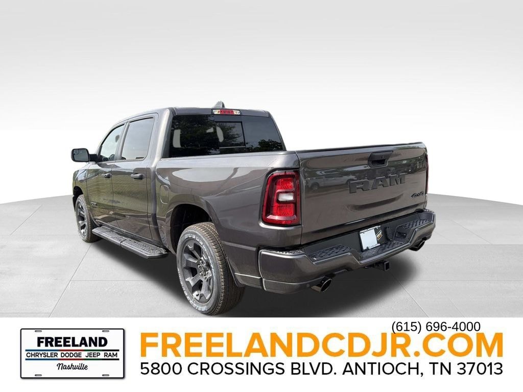 New 2026 Ram 1500 EXPRESS CREW CAB 4X4 5'7 BOX Pickup