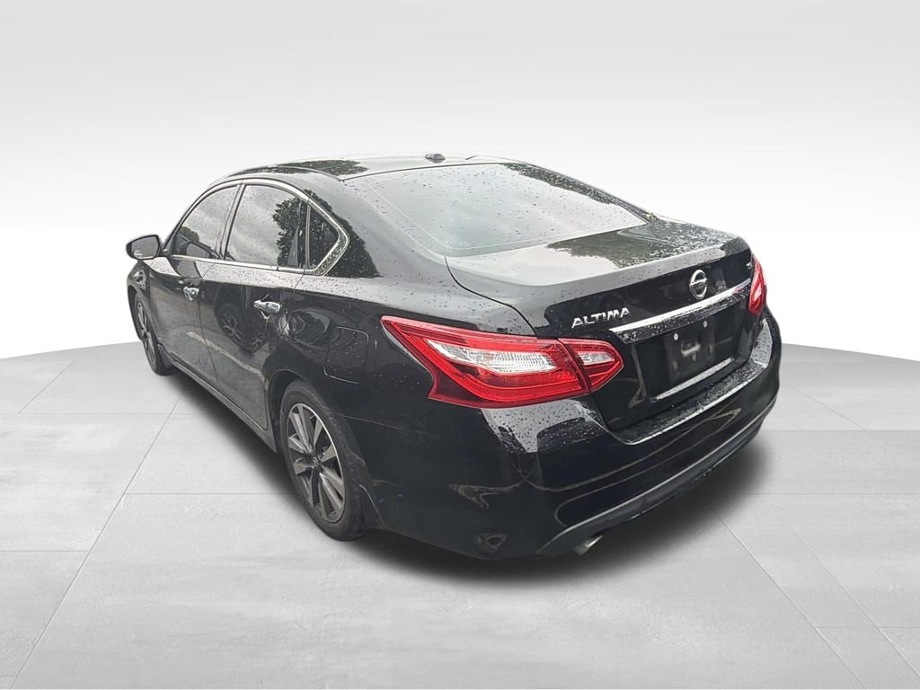 Used 2017 Nissan Altima 2.5 SL Sedan