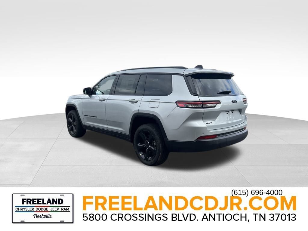 2025 Jeep Grand Cherokee Altitude X photo 4