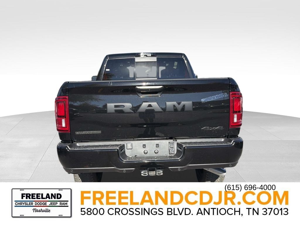 New 2026 Ram 2500 BIG HORN CREW CAB 4X4 6'4 BOX Pickup