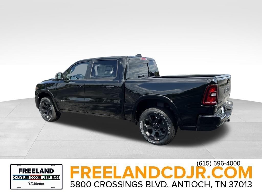 New 2025 Ram 1500 BIG HORN CREW CAB 4X4 5'7 BOX Pickup