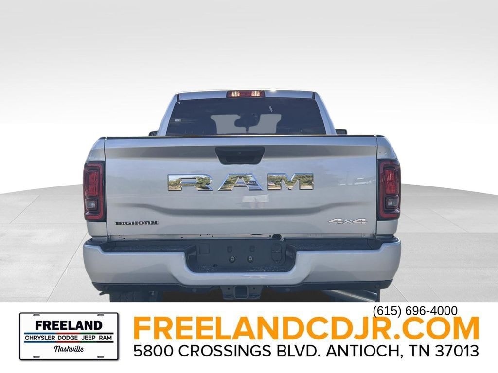 New 2026 Ram 2500 BIG HORN CREW CAB 4X4 6'4 BOX Pickup