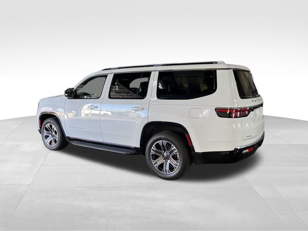 2023 Jeep Wagoneer Series II photo 3