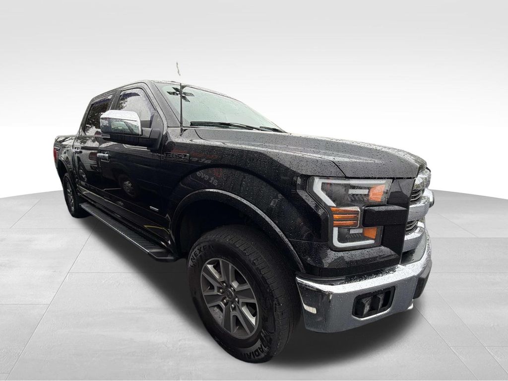 2016 Ford F-150 XLT photo 2