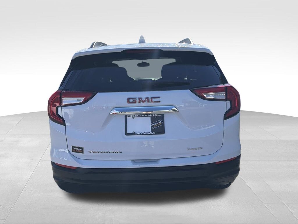 Used 2023 GMC Terrain SLE SUV