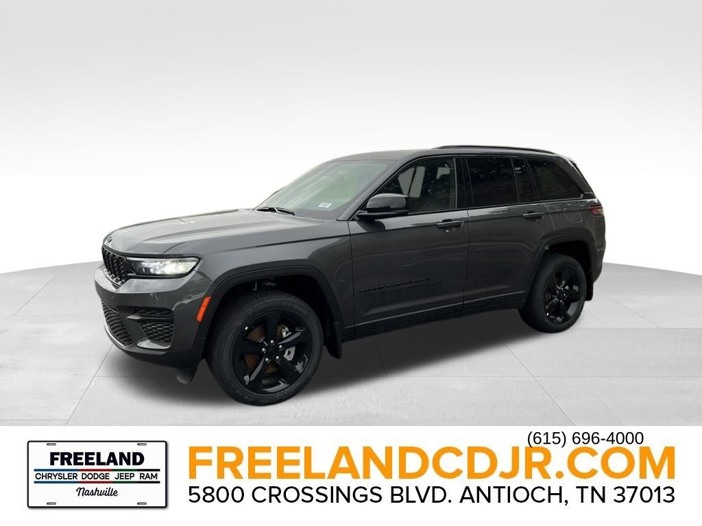 2025 Jeep Grand Cherokee Altitude X photo 2
