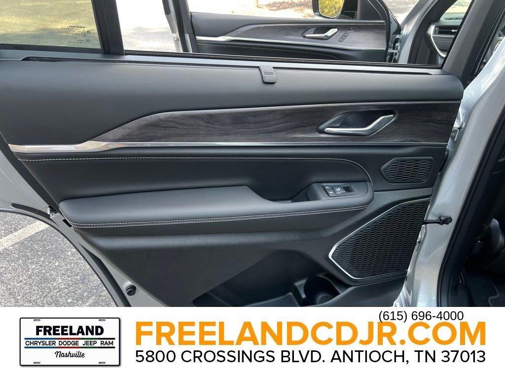 2025 Jeep Grand Cherokee L Overland - Photo 32