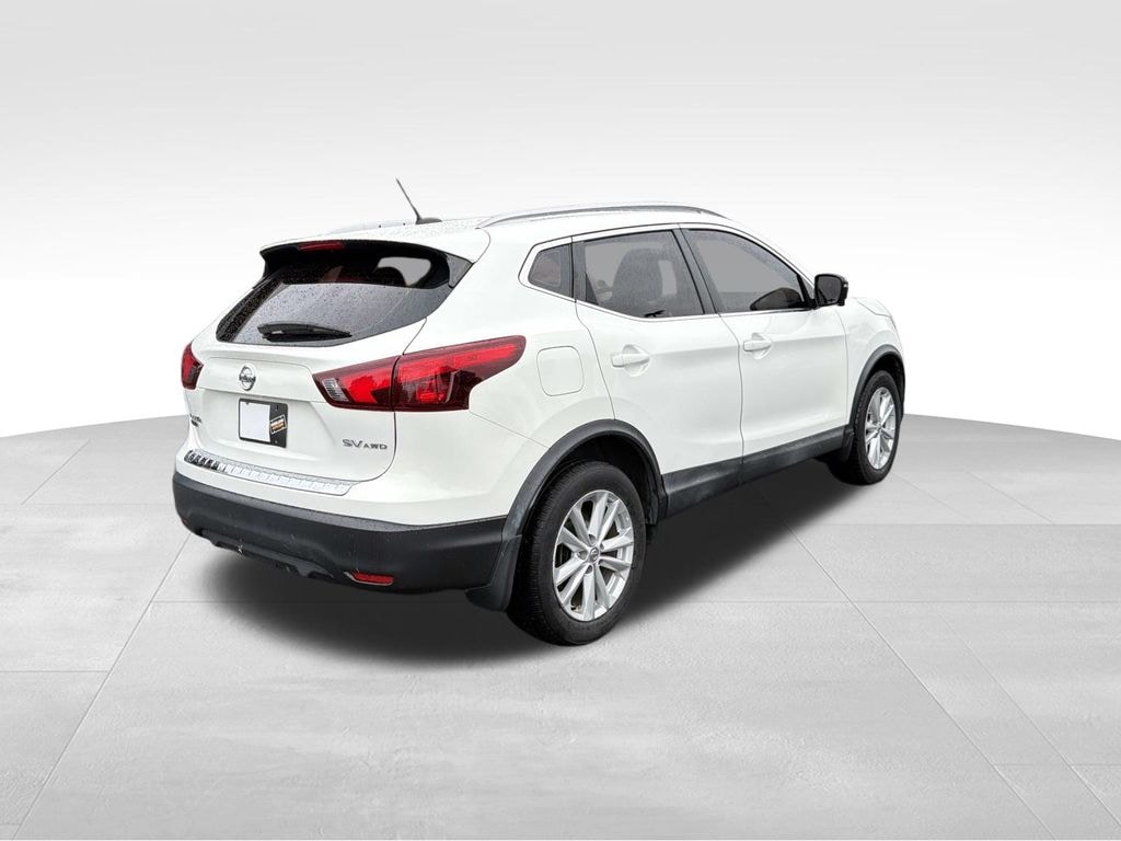 Used 2017 Nissan Rogue Sport SV SUV