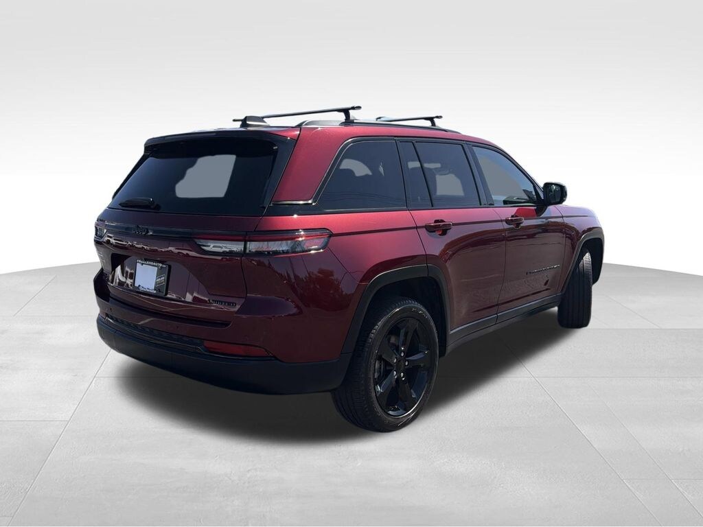 Used 2023 Jeep Grand Cherokee Limited SUV