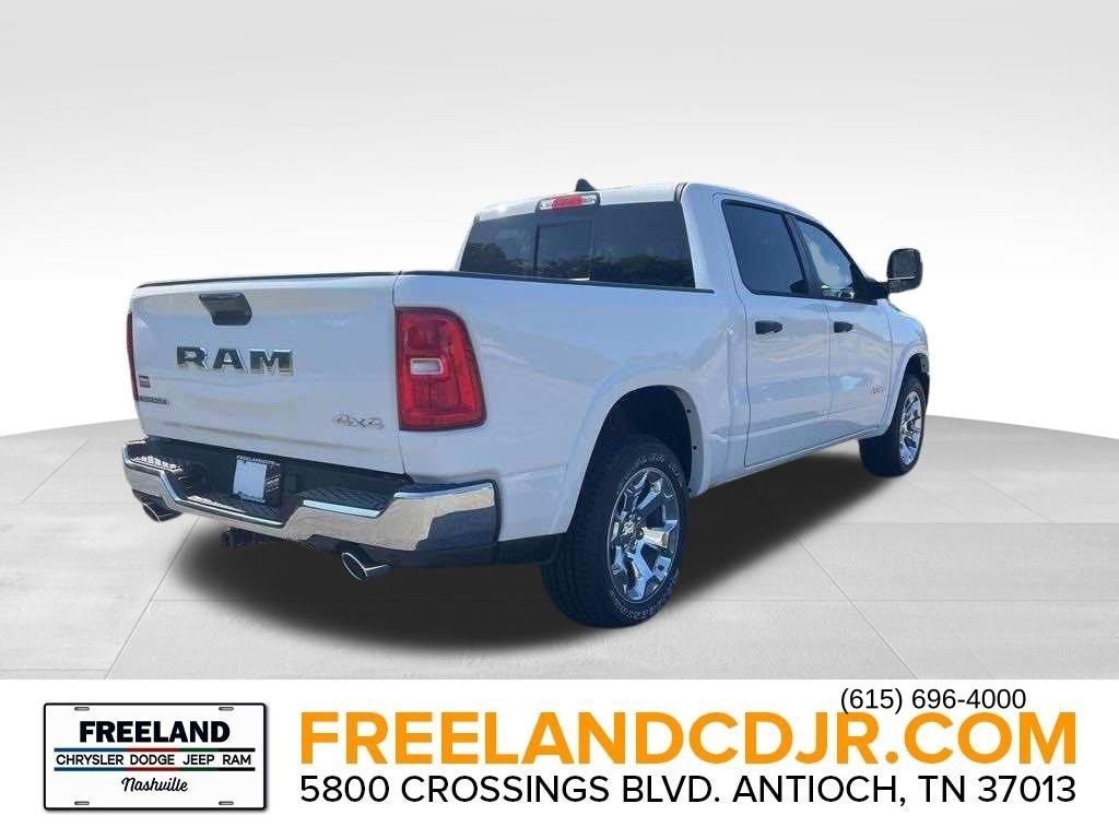 New 2025 Ram 1500 BIG HORN CREW CAB 4X4 5'7 BOX Pickup