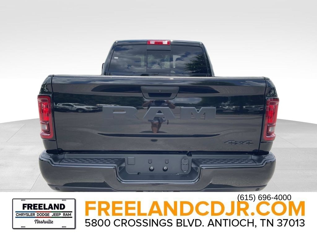 New 2026 Ram 2500 BLACK EXPRESS CREW CAB 4X4 6'4 BOX Pickup