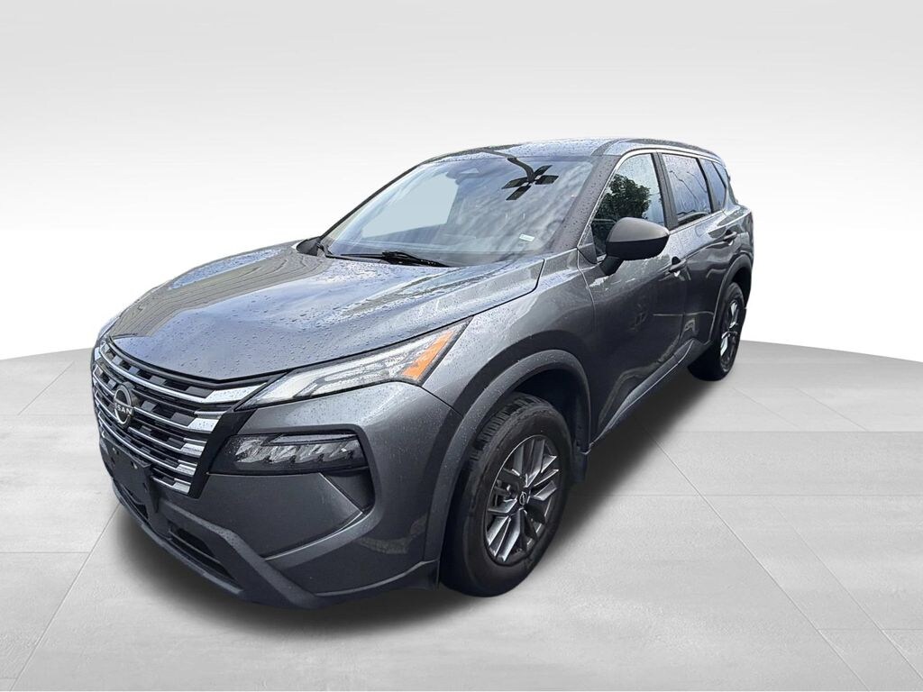Used 2024 Nissan Rogue S SUV