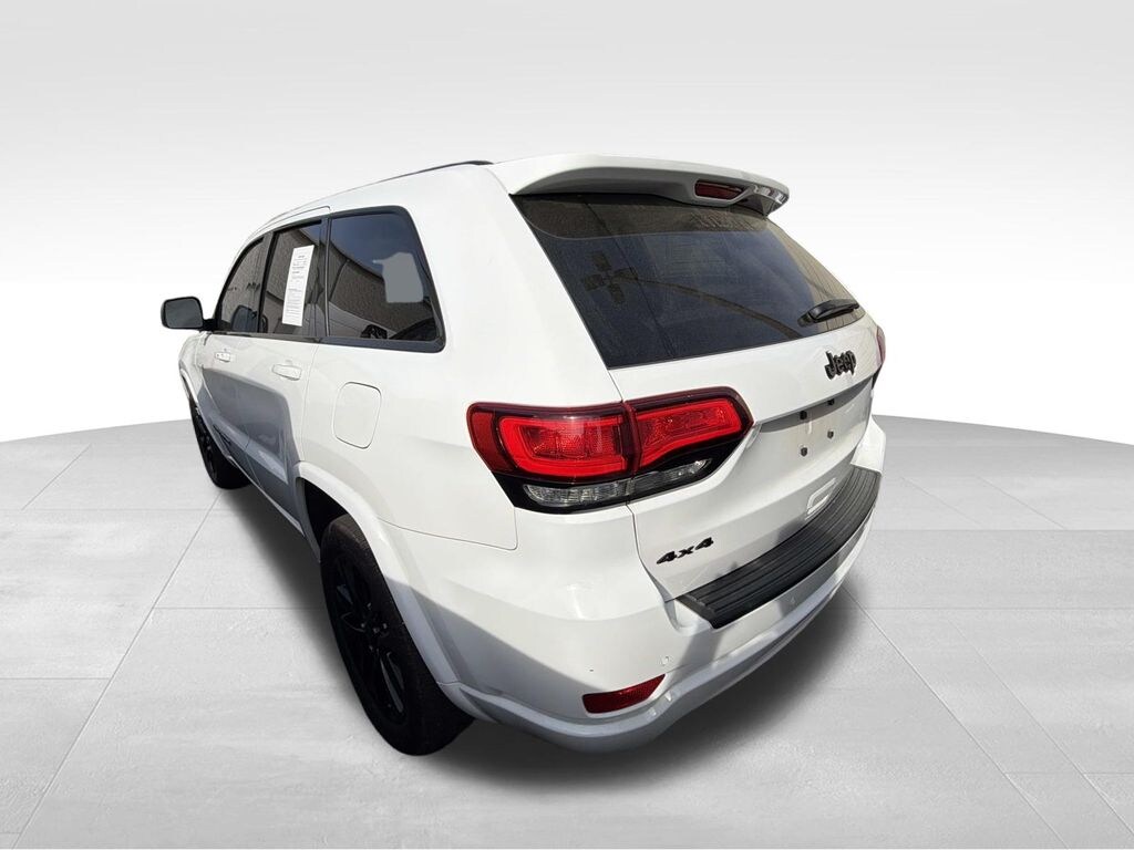 Used 2020 Jeep Grand Cherokee Altitude SUV