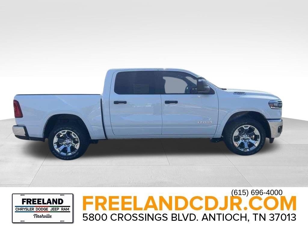 New 2025 Ram 1500 BIG HORN CREW CAB 4X4 5'7 BOX Pickup