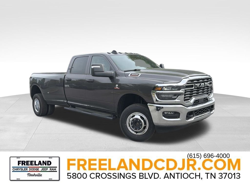 New 2026 Ram 3500 TRADESMAN CREW CAB 4X4 8' BOX Pickup
