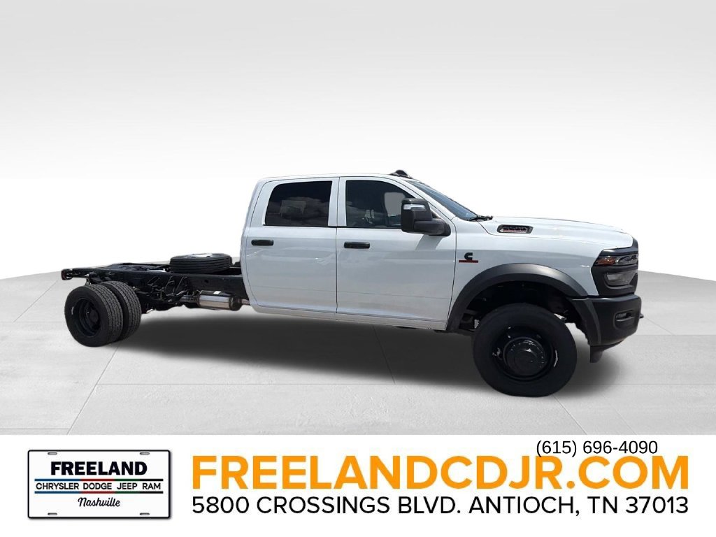 New 2026 Ram 5500 Chassis Cab TRADESMAN CREW 4X4 84' CA Pickup