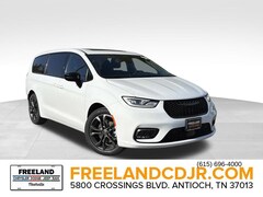 2026 Chrysler Pacifica SELECT Passenger Van