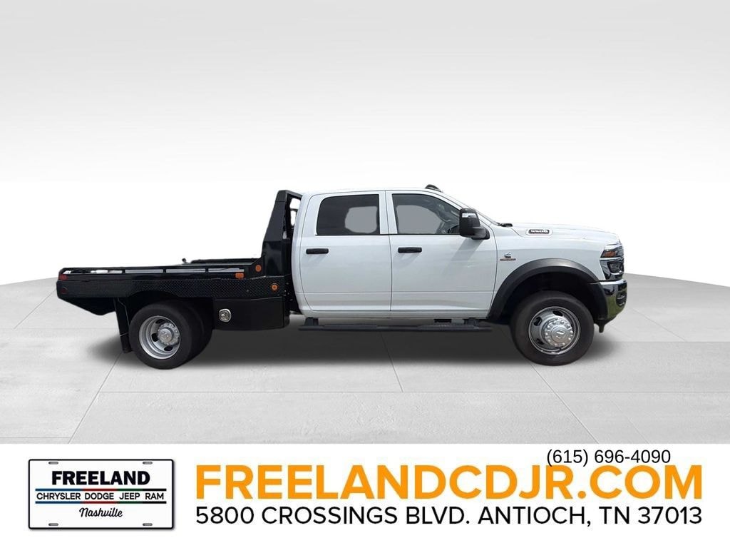 New 2026 Ram 5500 TRADESMAN CHASSIS CREW CAB 4X4 60' CA Pickup