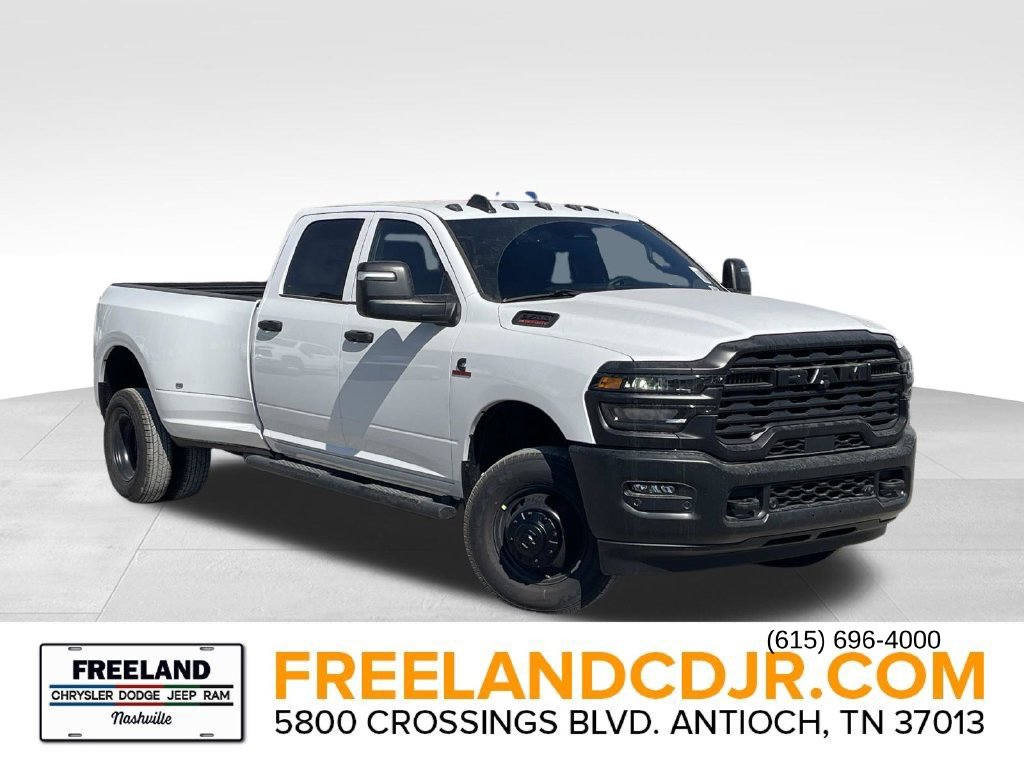 2027 Ram 3500 TRADESMAN CREW CAB 4X4 8' BOX Pickup