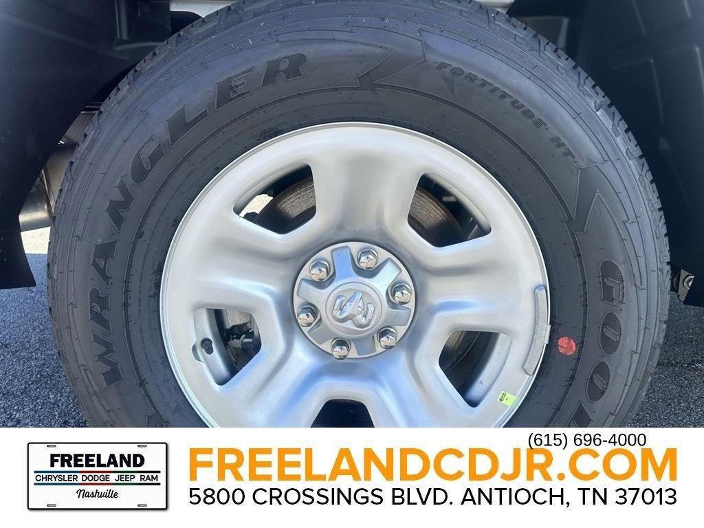 2024 RAM Ram 1500 Pickup Tradesman - Photo 16