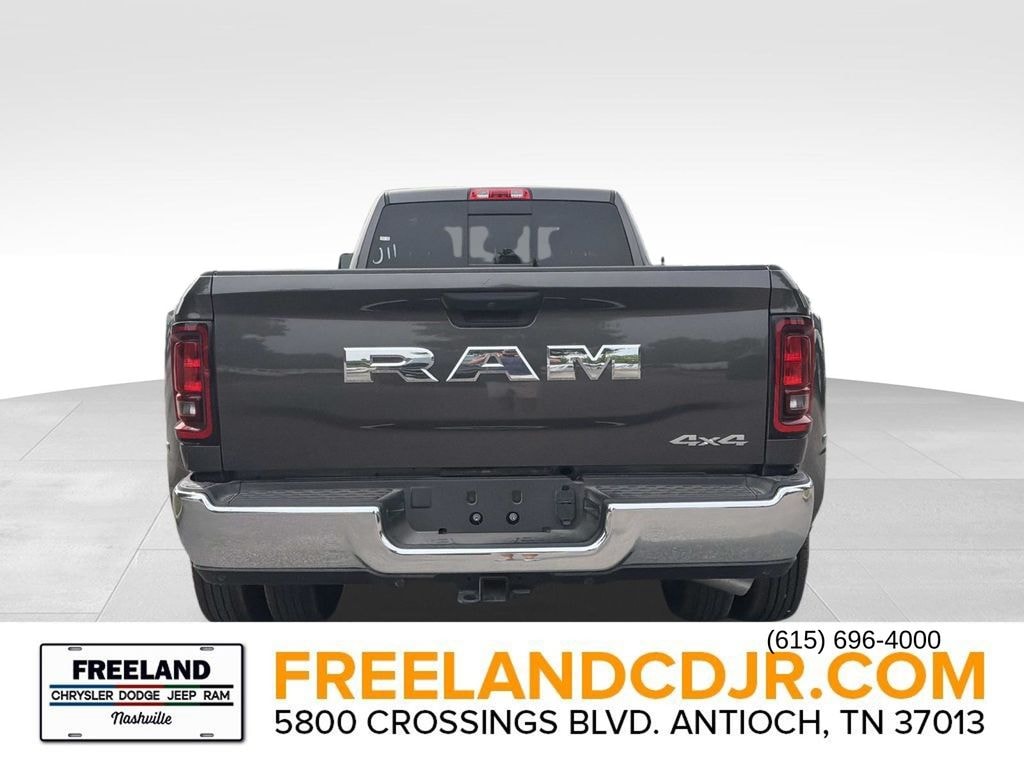 New 2026 Ram 3500 TRADESMAN CREW CAB 4X4 8' BOX Pickup
