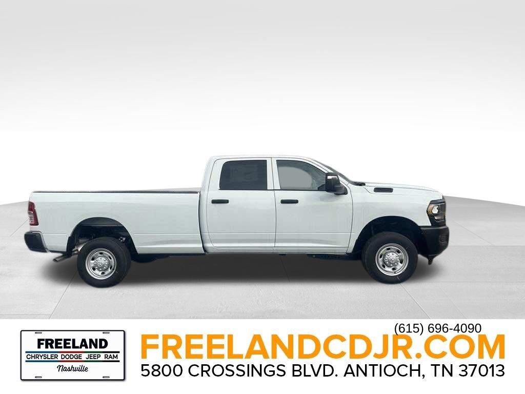 2024 Ram 3500 Tradesman photo 2