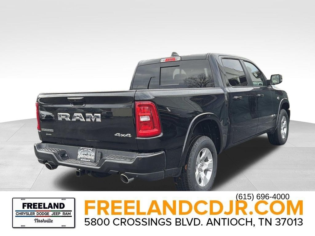 New 2026 Ram 1500 BIG HORN CREW CAB 4X4 5'7 BOX Pickup