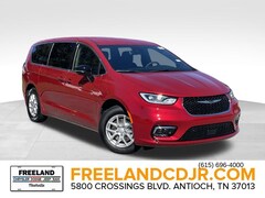 2026 Chrysler Pacifica SELECT Passenger Van