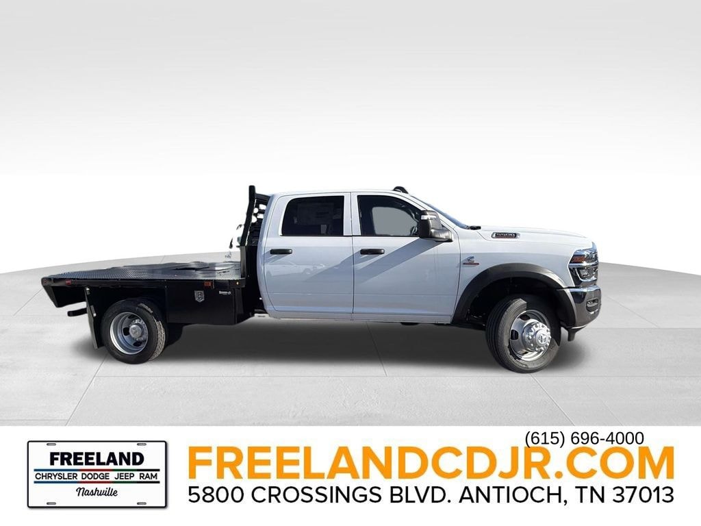 New 2025 Ram 5500 Chassis Cab TRADESMAN CREW 4X4 60' CA Pickup