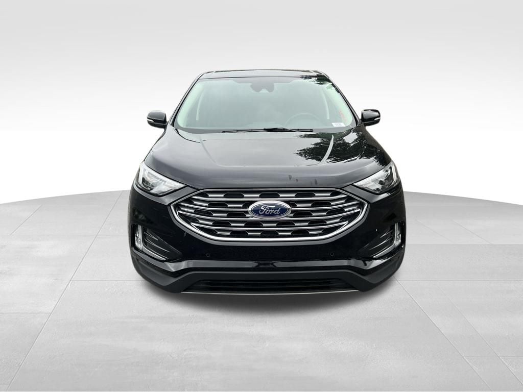 Used 2024 Ford Edge Titanium SUV
