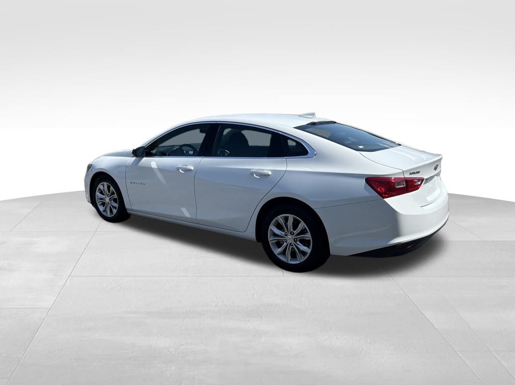 2023 Chevrolet Malibu 1LT photo 4