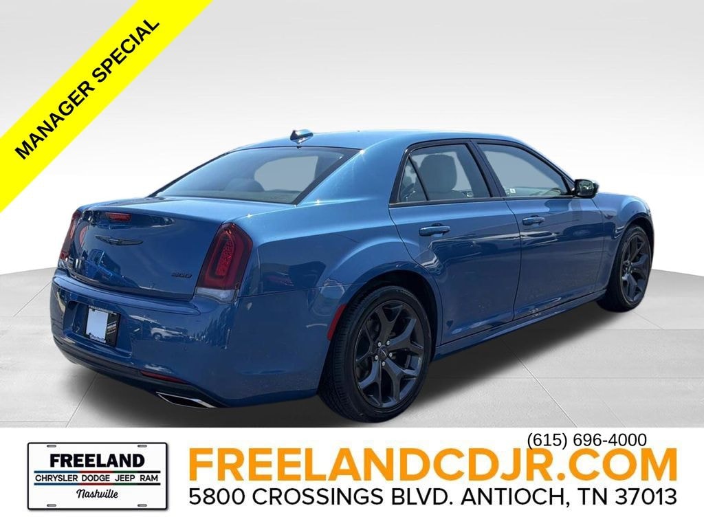 Used 2022 Chrysler 300 Touring Sedan