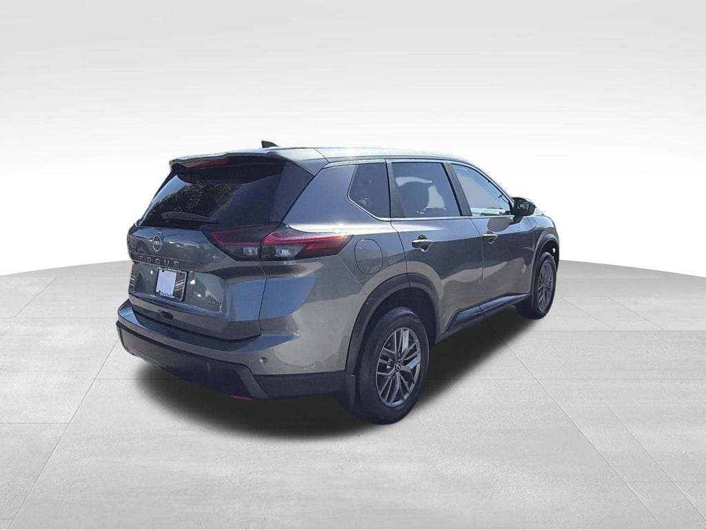 Used 2024 Nissan Rogue S SUV