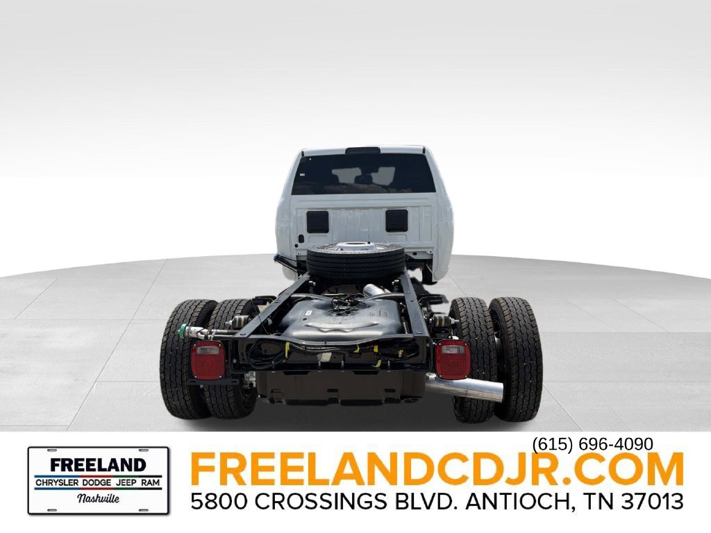 New 2026 Ram 5500 Chassis Cab TRADESMAN CREW 4X4 84' CA Pickup