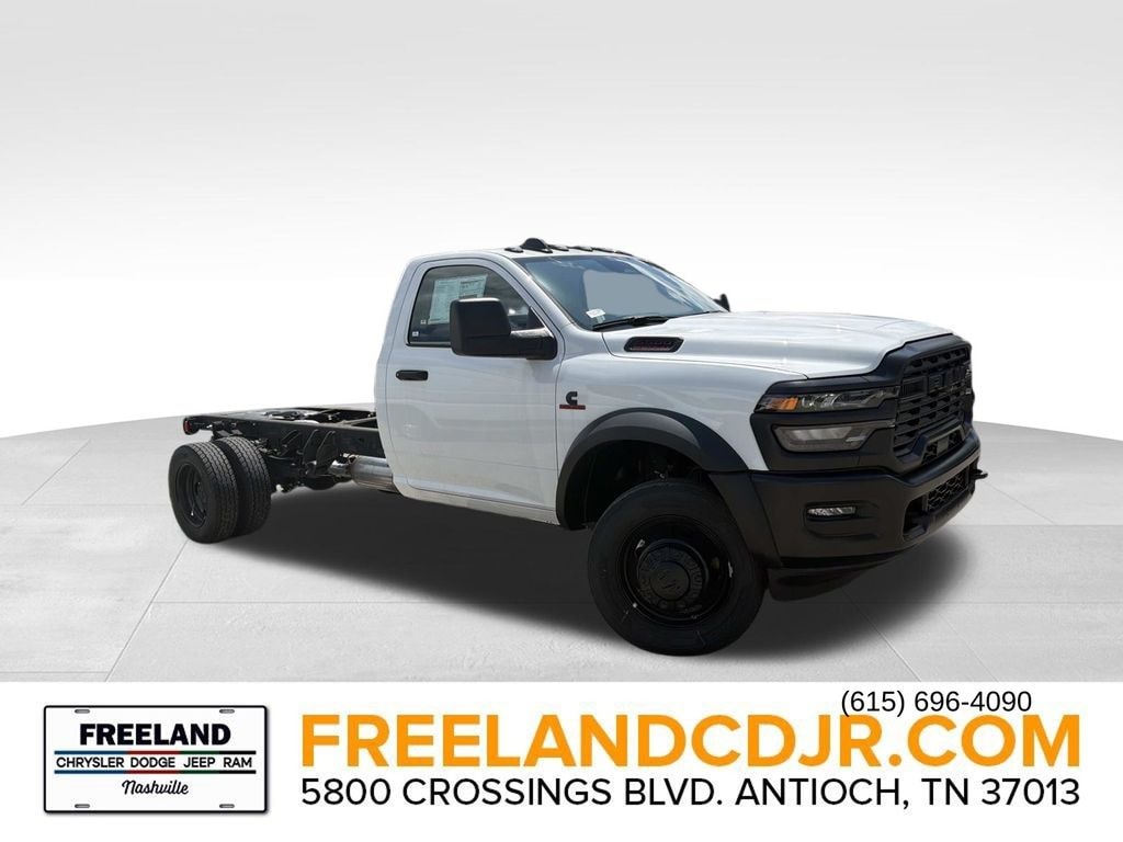 New 2025 Ram 5500 TRADESMAN CHASSIS REGULAR CAB 4X4 84' CA Pickup