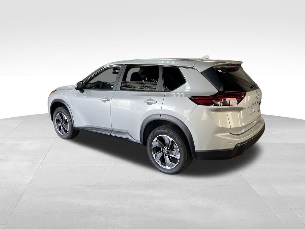 Used 2024 Nissan Rogue SV SUV