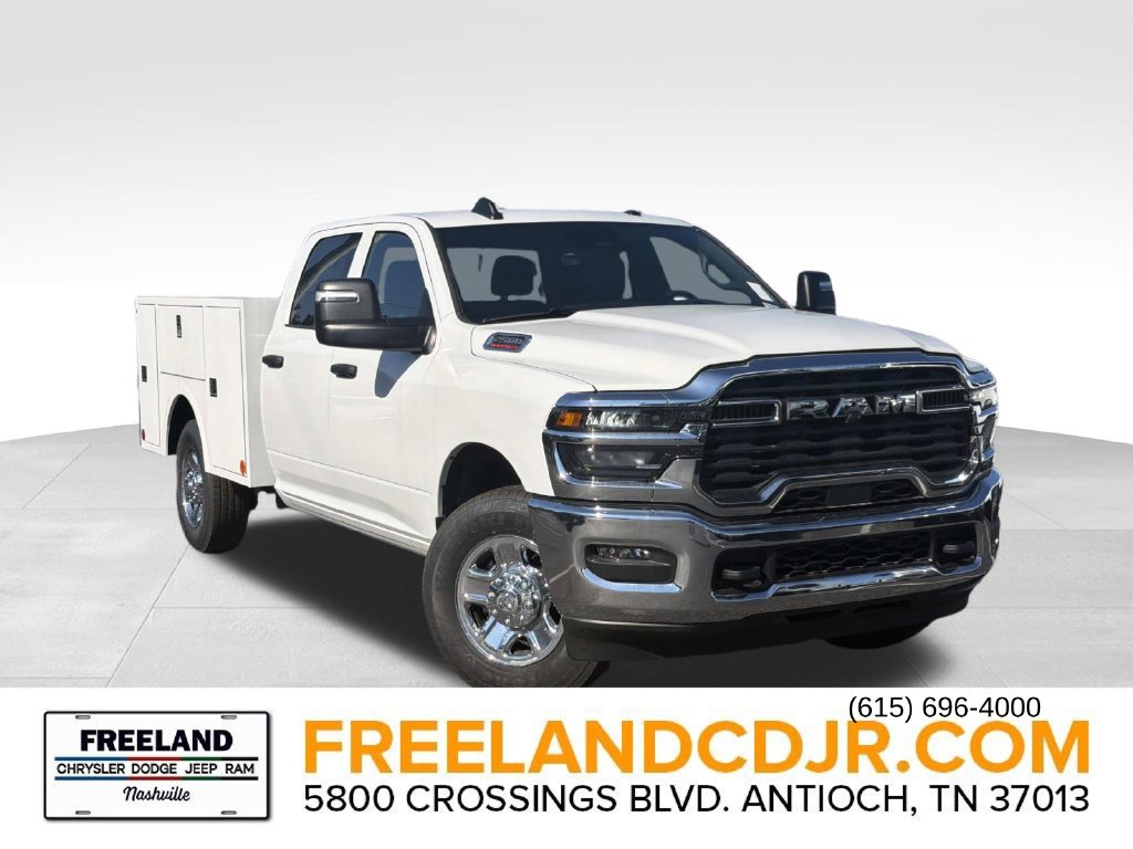 2026 Ram 2500 TRADESMAN CREW CAB 4X2 8' BOX Pickup