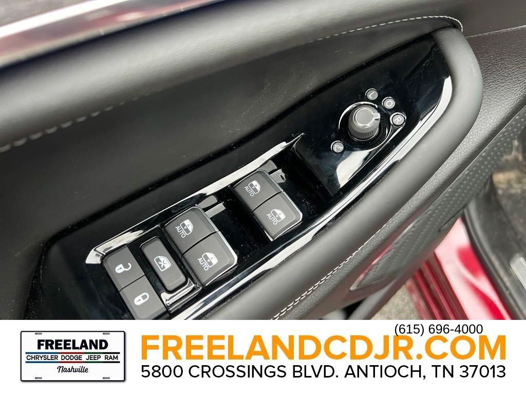 2024 Jeep Grand Cherokee Overland - Photo 16